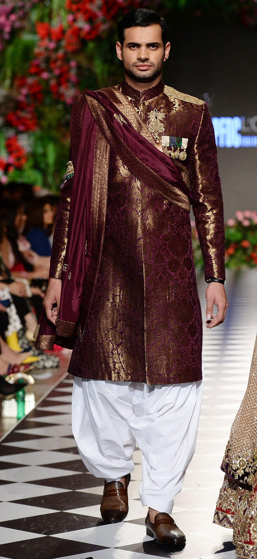 3D MOTIF SHERWANI